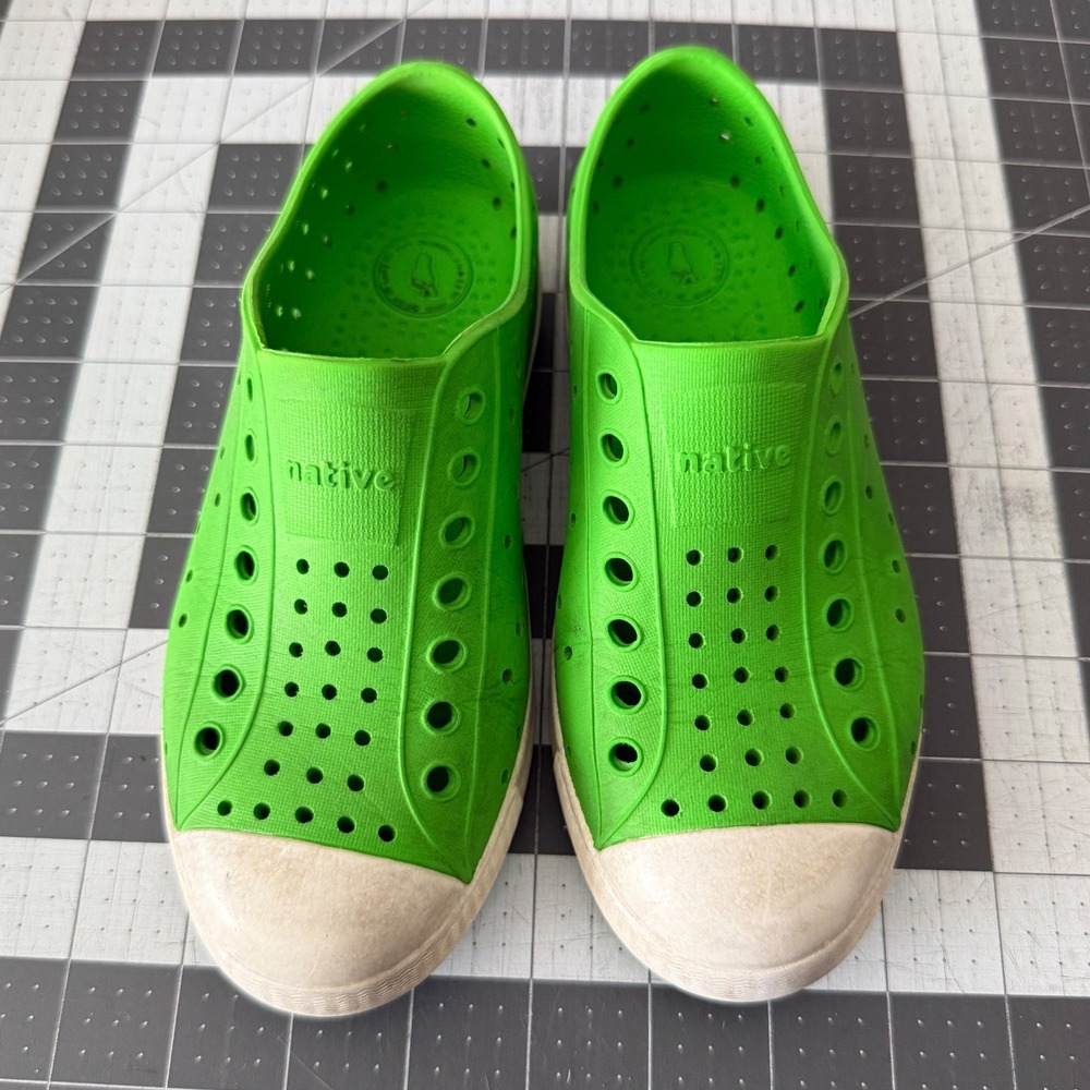 Native‎ Jefferson Size 13 Slip On Play Shoes Green Waterproof Perforated Unisex